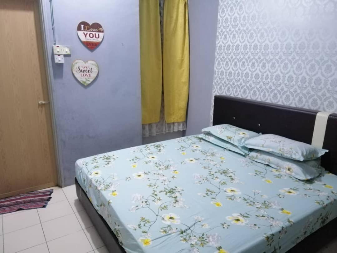 Kampong Batu Lapan  Homestay Perpaduan, Taman Bercham Raya Ulu Kinta Ipoh Perak מראה חיצוני תמונה